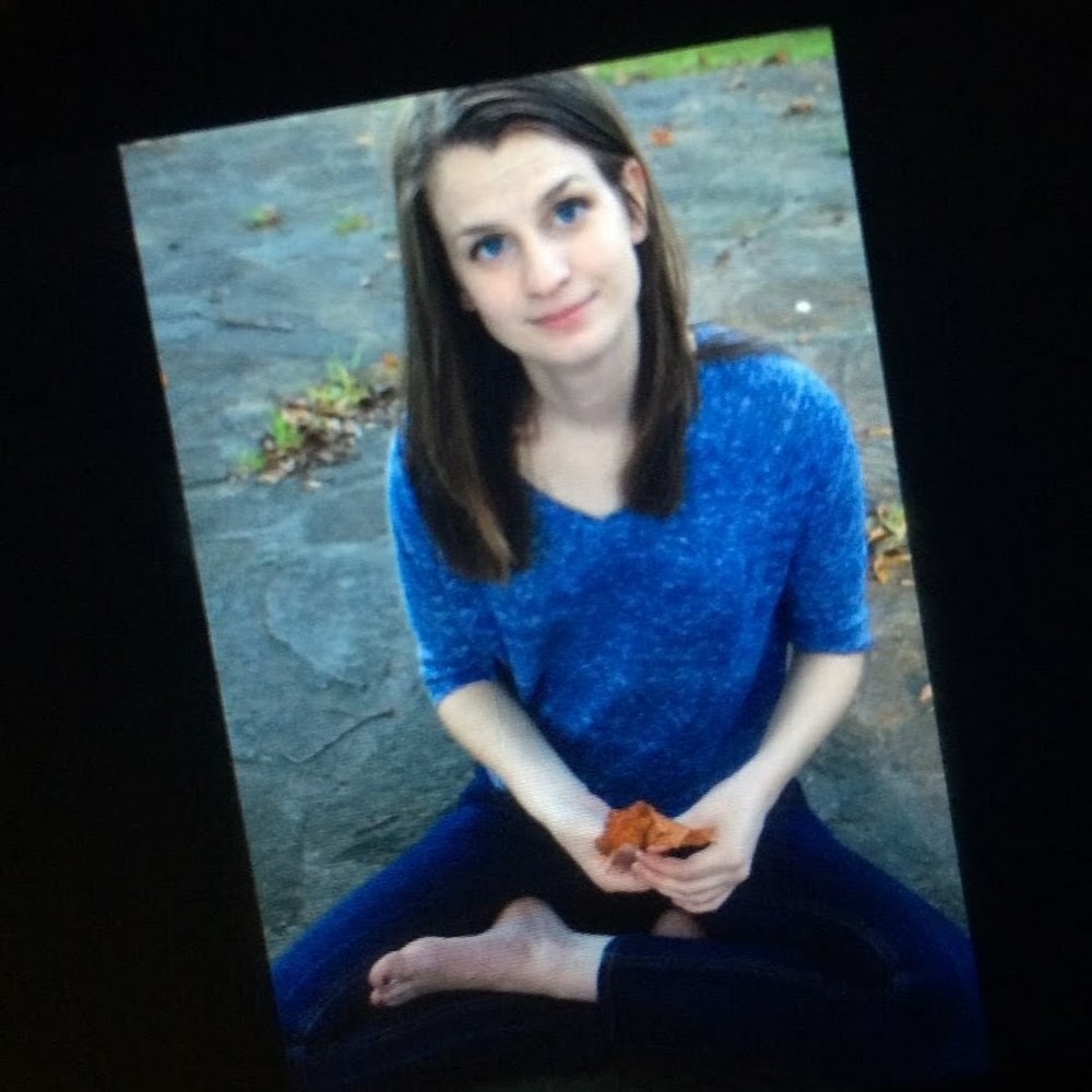 Meet your Posher, Kayla